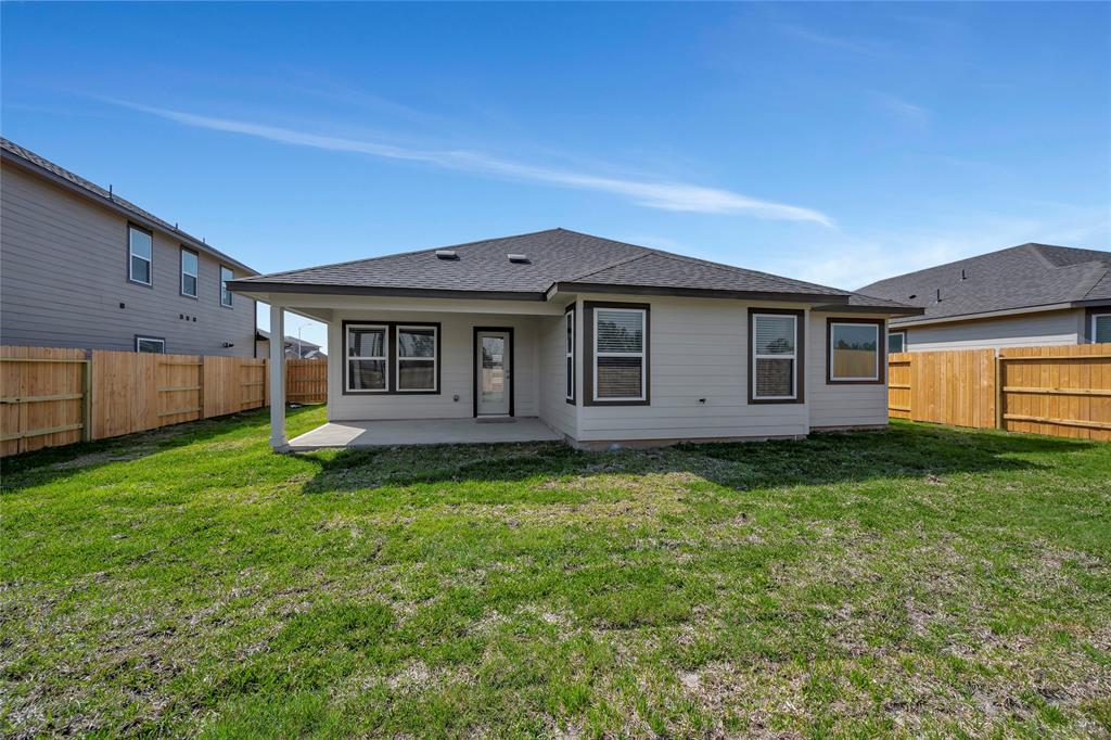 2627 Homestead Ranch Ln, Crosby, TX 77532