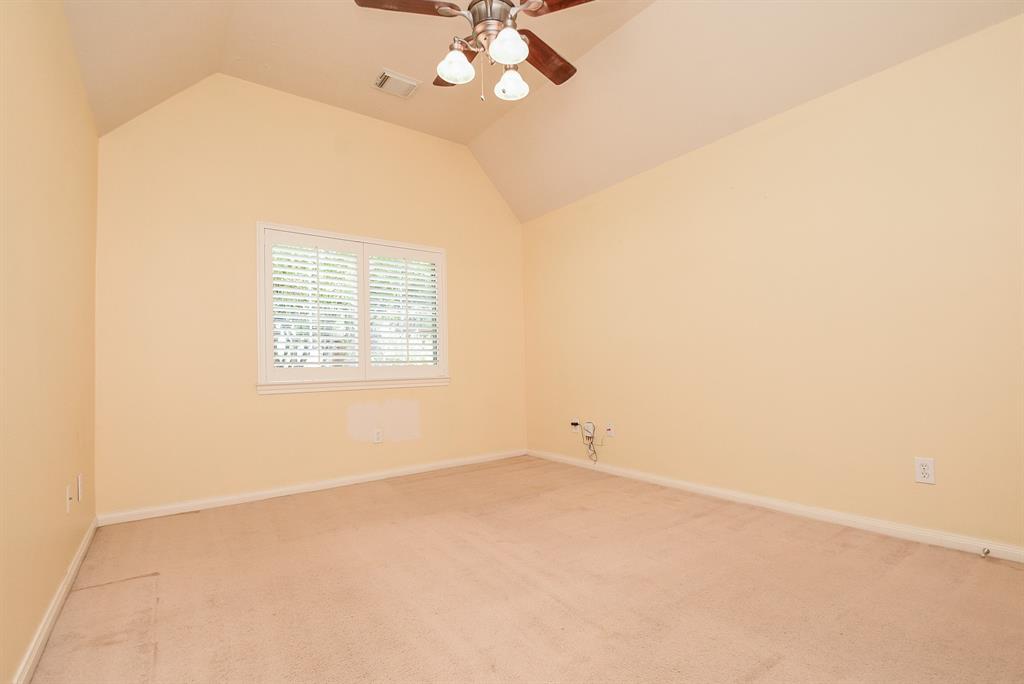 18707 Glenn Haven Estates Dr, Spring, TX 77379