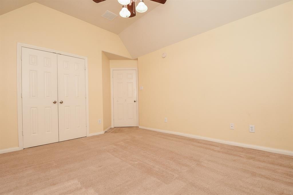 18707 Glenn Haven Estates Dr, Spring, TX 77379