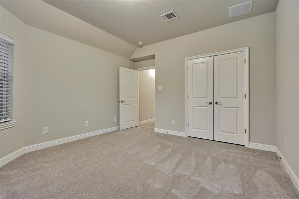 8557 Alford Point Dr, Magnolia, TX 77354