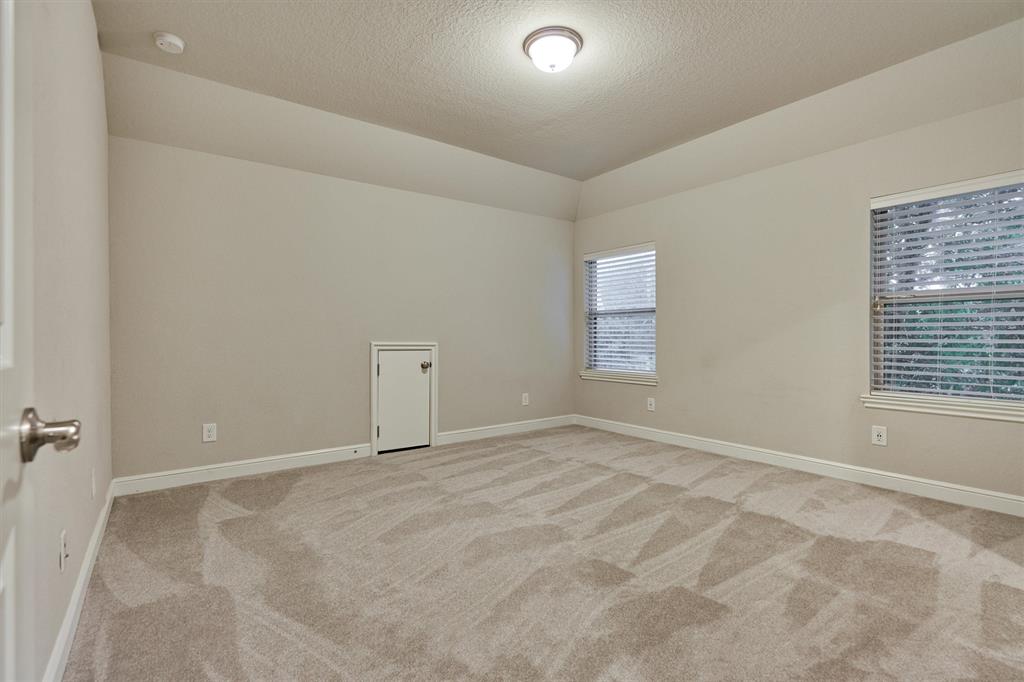 8557 Alford Point Dr, Magnolia, TX 77354