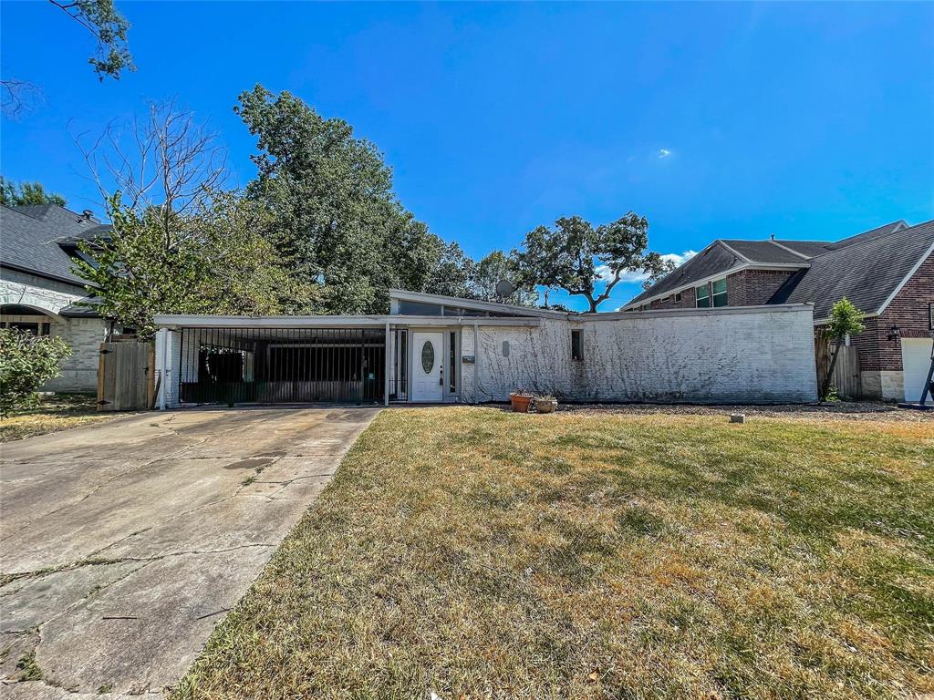 12923 Butterfly Ln, Houston, TX 77024