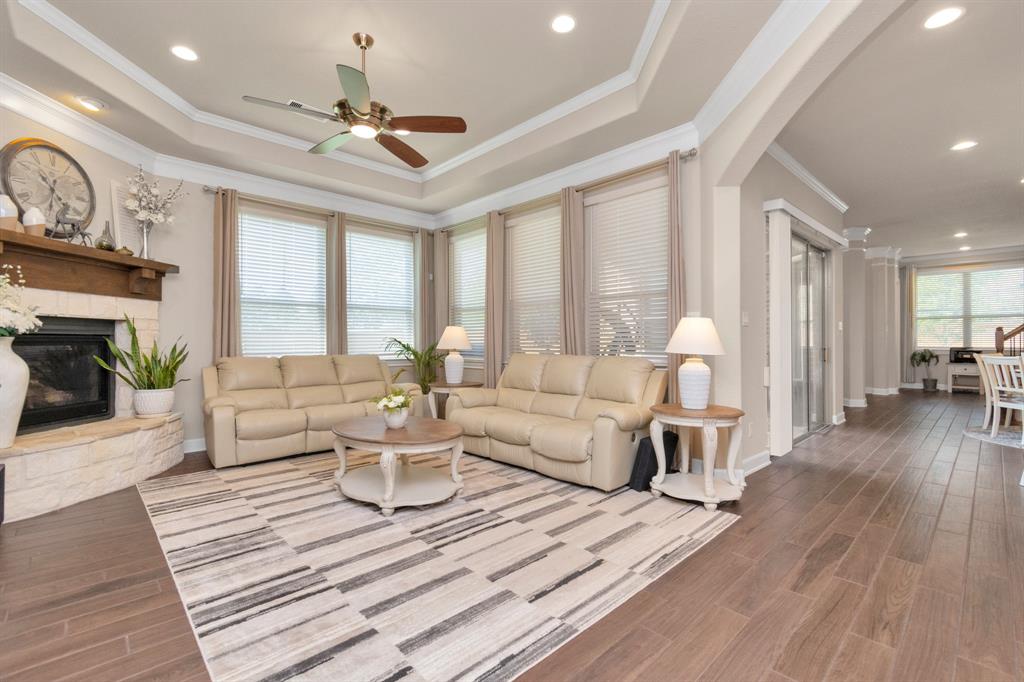 4000 Windsor Chase Dr, Spring, TX 77386