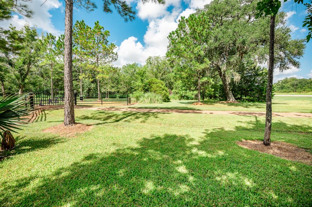 15030 Tx Highway 35 N, Old Ocean, TX 77480