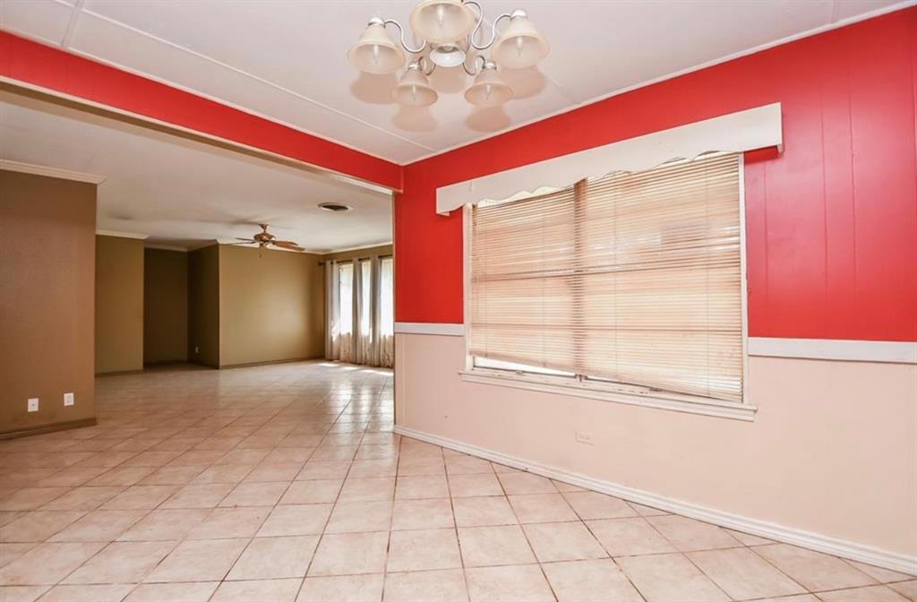 502 N Mahan St, Richwood, TX 77531