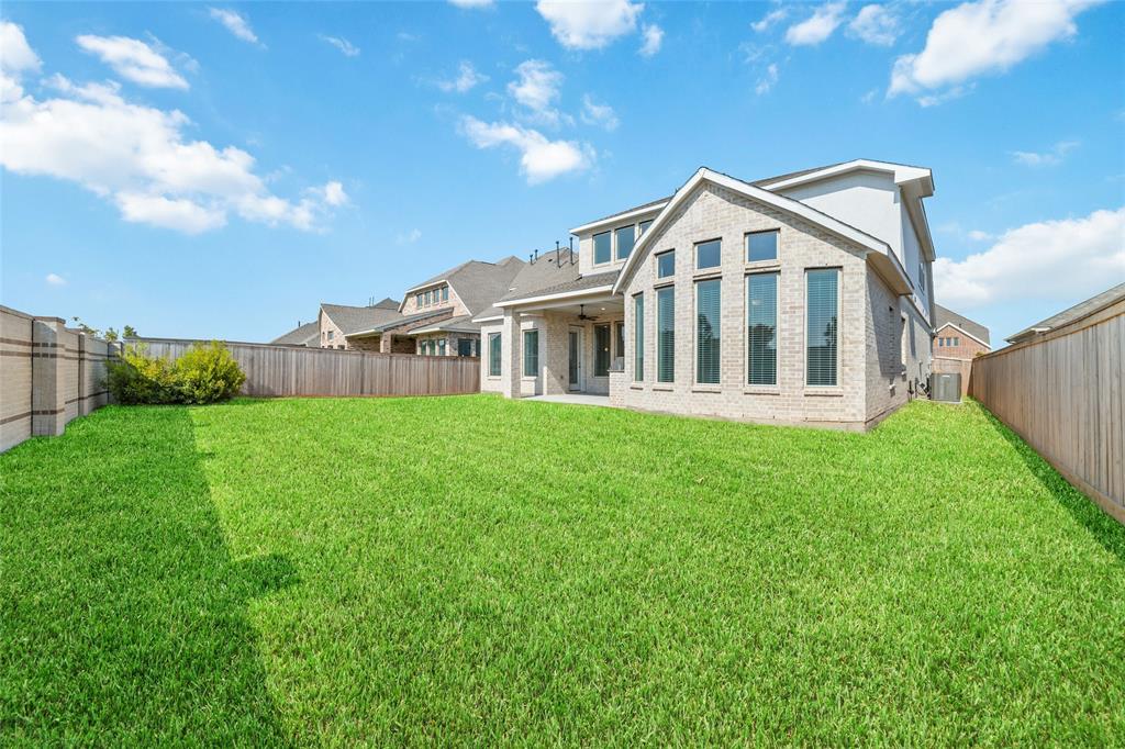 11319 Cosmopolitan Dr, Cypress, TX 77433