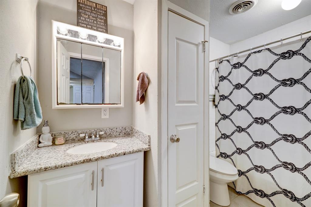 3105 Long Meadow Dr, Baytown, TX 77521