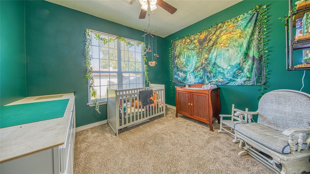 13262 Lake Breeze Ln, Willis, TX 77318