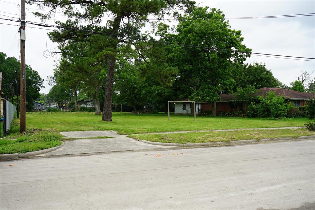 4701 Pickfair Street, Houston, TX 77026