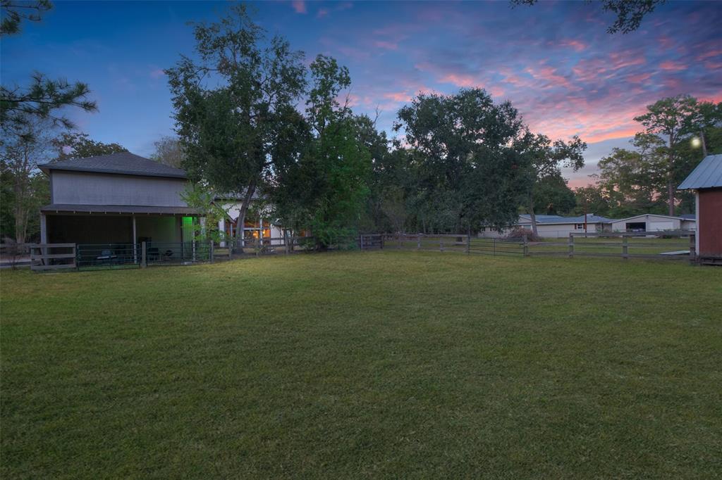 11719 Bexhill Dr, Houston, TX 77065