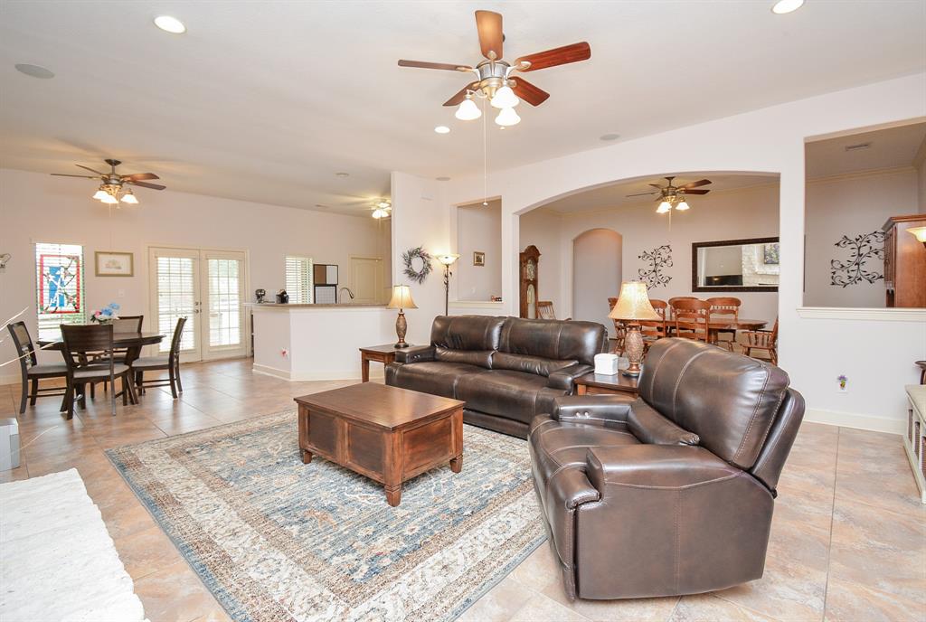 2302 Red Bird Ln, Pattison, TX 77423