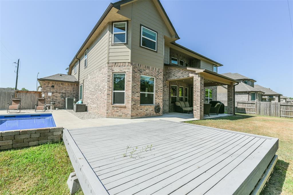 14017 Northline Lake Dr, Houston, TX 77044