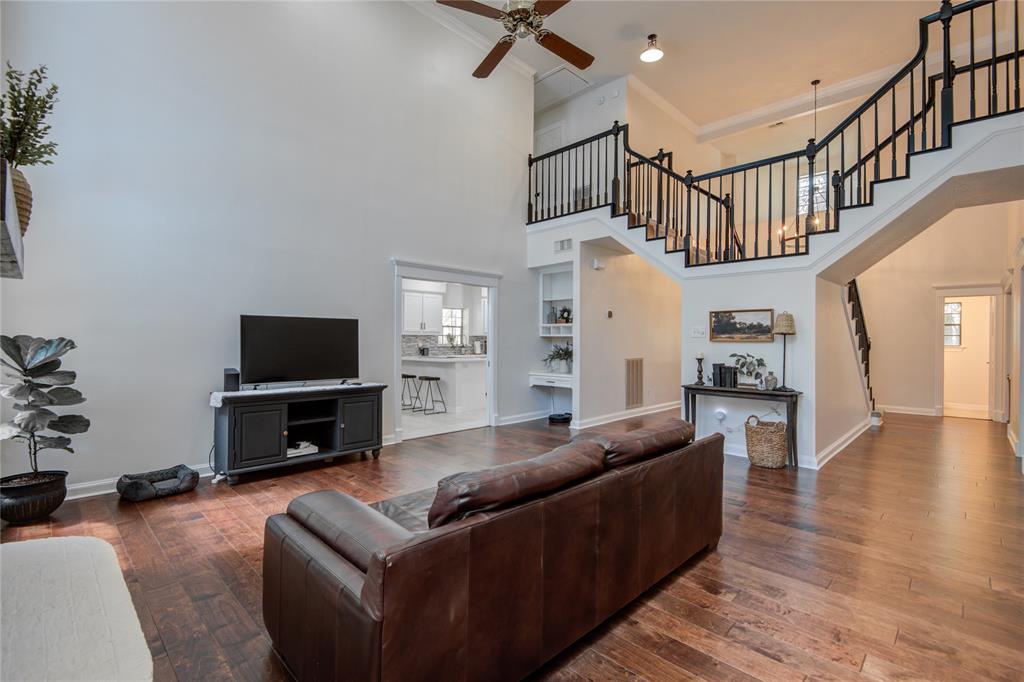 116 Dewberry Dr, Lake Jackson, TX 77566