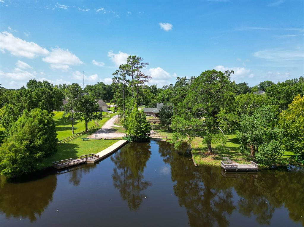 1572 Emerald Lakes Drive, Willis, TX 77378