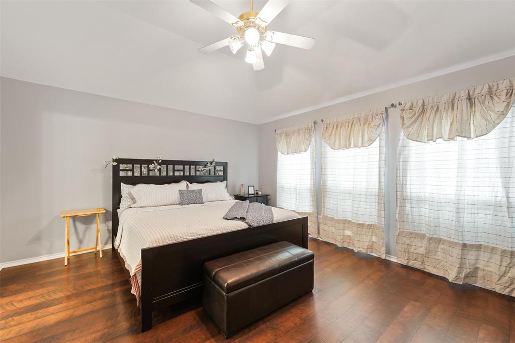 1519 Bardwell Lake Ct, Richmond, TX 77407