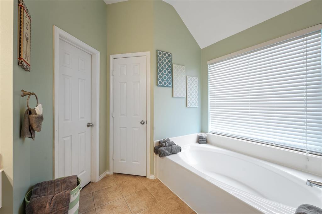 1519 Bardwell Lake Ct, Richmond, TX 77407