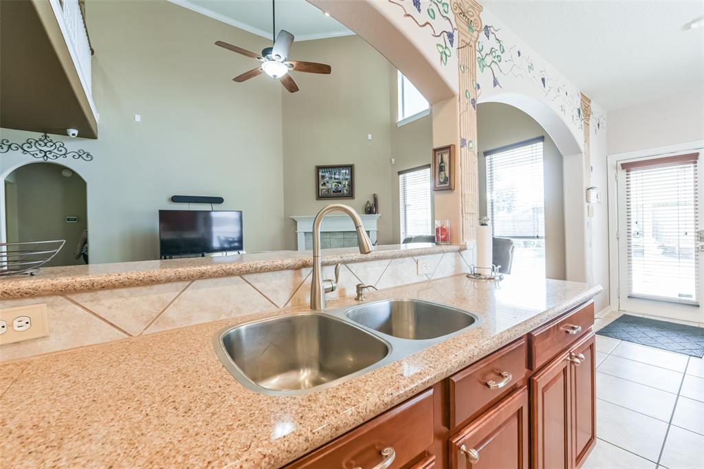 25633 Peppermill Creek Dr, Porter, TX 77365
