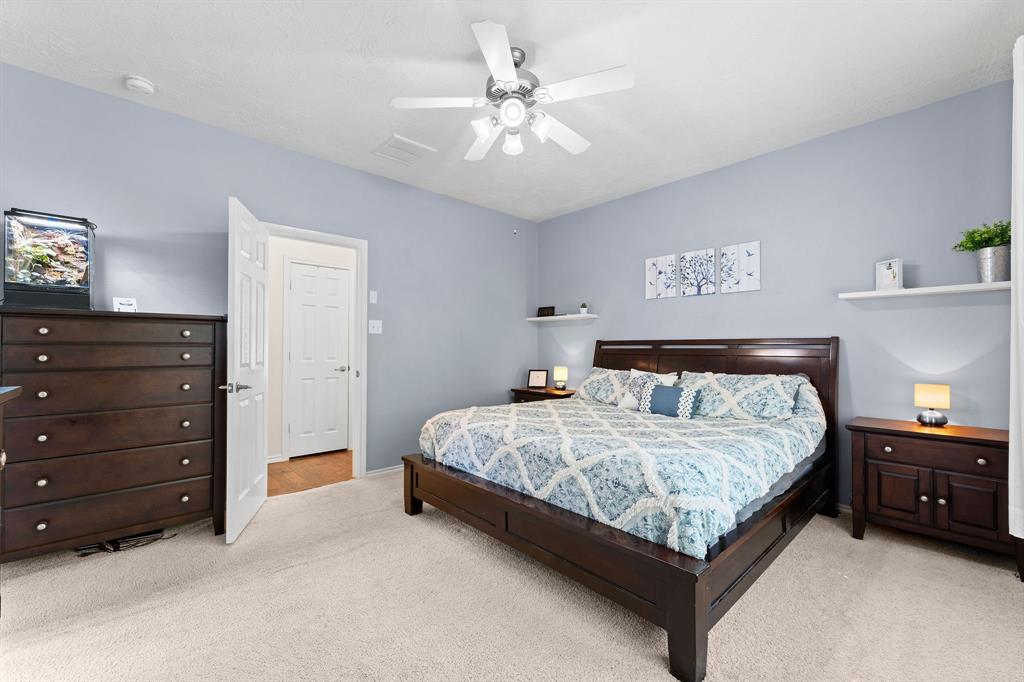 25618 Saddlebrook Village Dr, Tomball, TX 77375