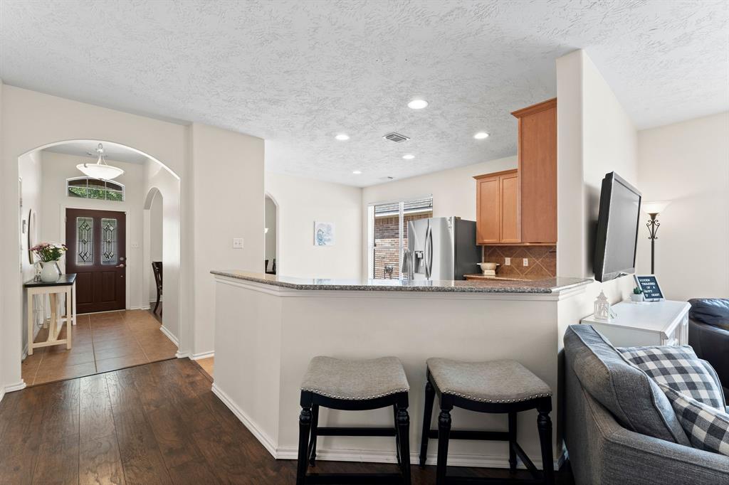 25618 Saddlebrook Village Dr, Tomball, TX 77375