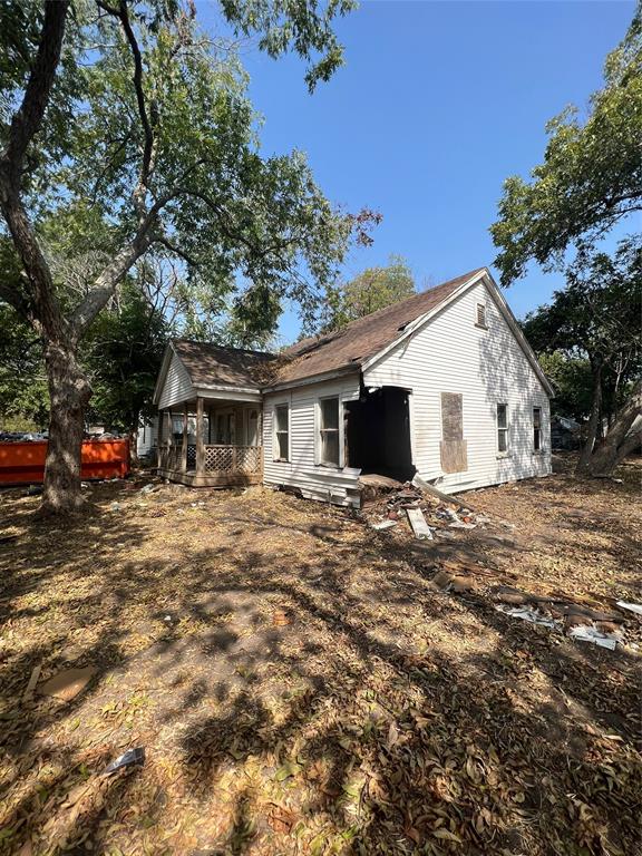 6919 Linden St, Houston, TX 77087