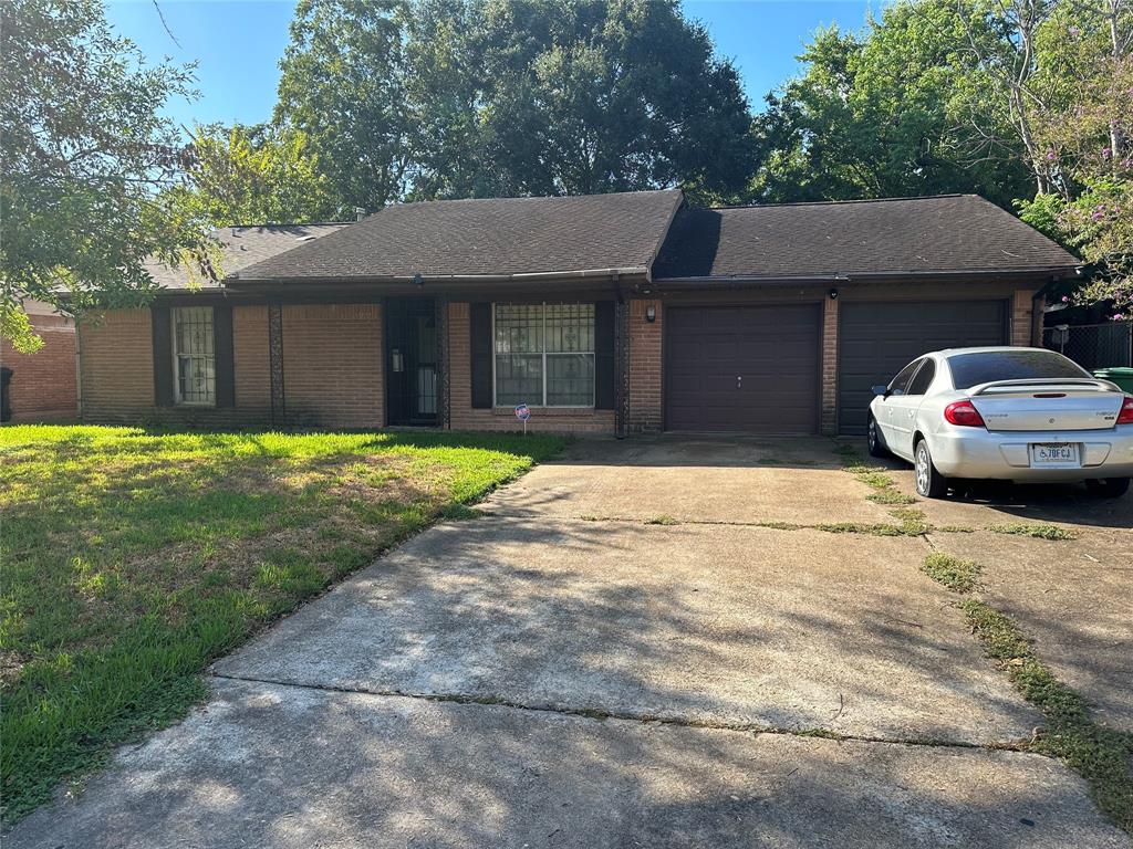 6007 Delbury St, Houston, TX 77085