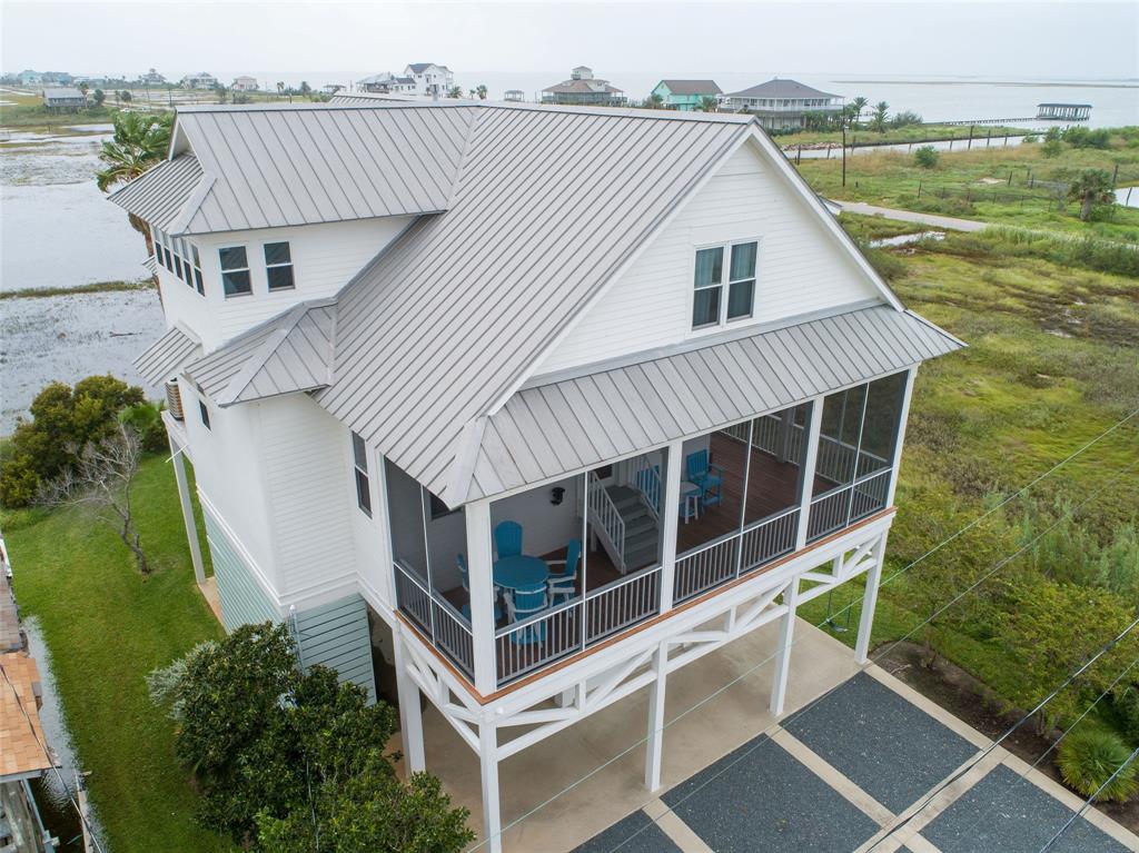 1612 8 Mile Rd, Galveston, TX 77554