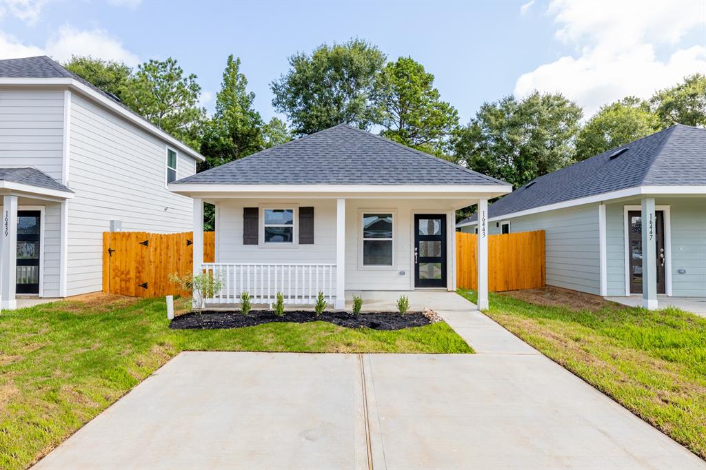 1 Story Homes for Sale in Conroe TX Mason Luxury Homes