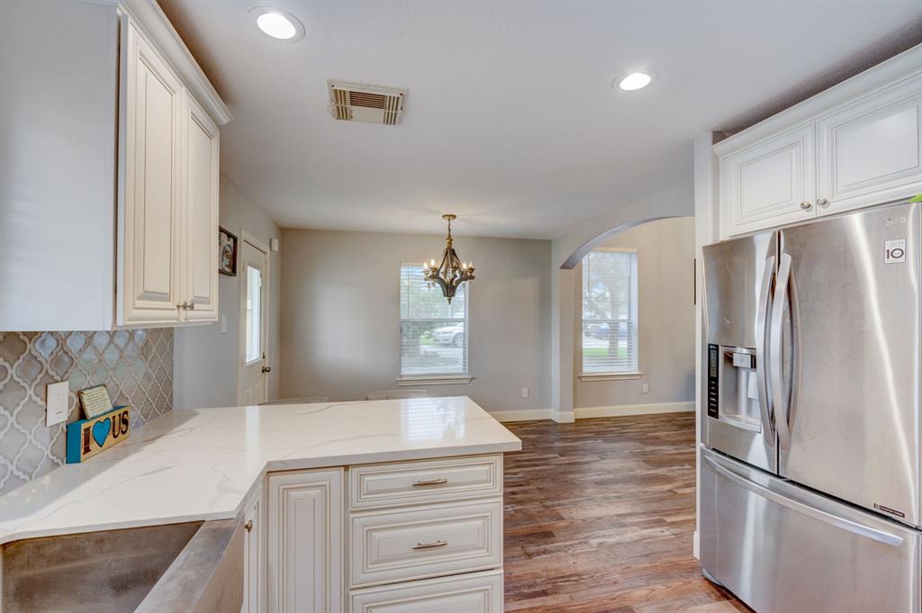 10302 Pine Meadows Blvd, Baytown, TX 77523