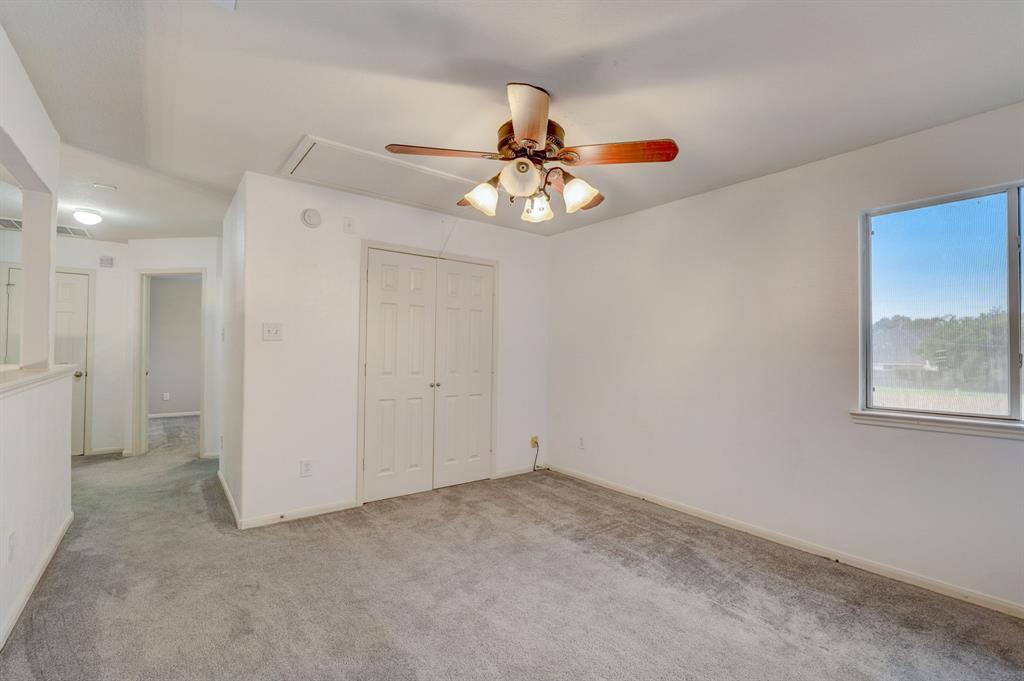 10302 Pine Meadows Blvd, Baytown, TX 77523