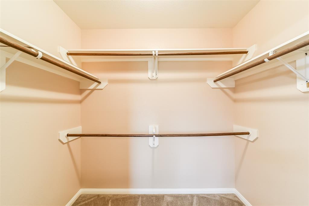 1537 Sunmeadow Blvd, Friendswood, TX 77546