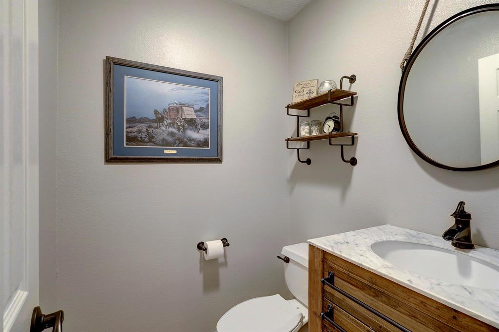 2018 Laura Ln, Lomax, TX 77571