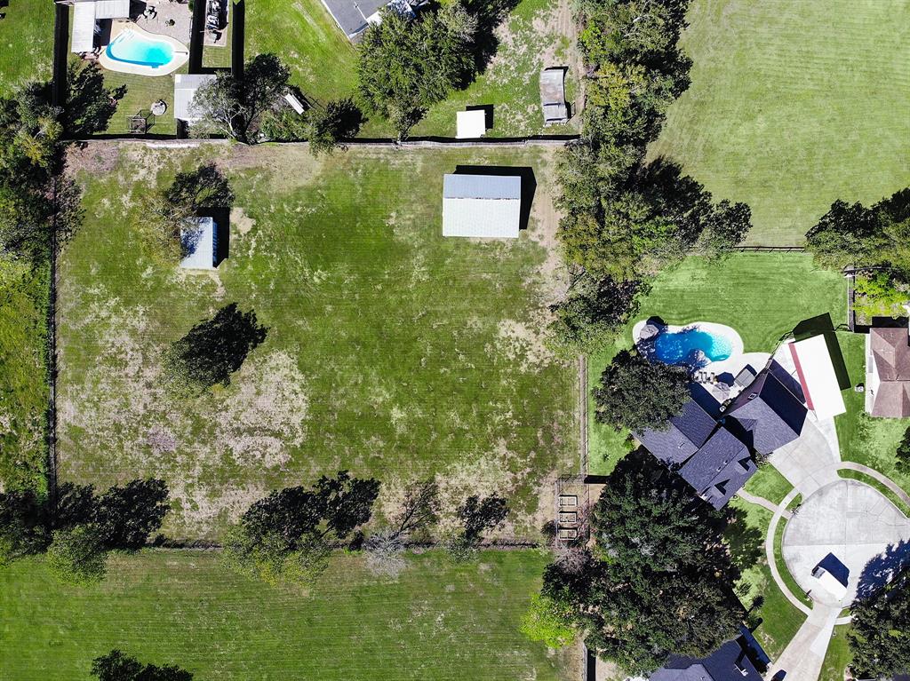 2018 Laura Ln, Lomax, TX 77571