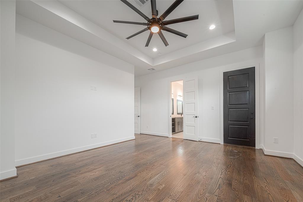 8328 Peekskill Ln, Houston, TX 77075