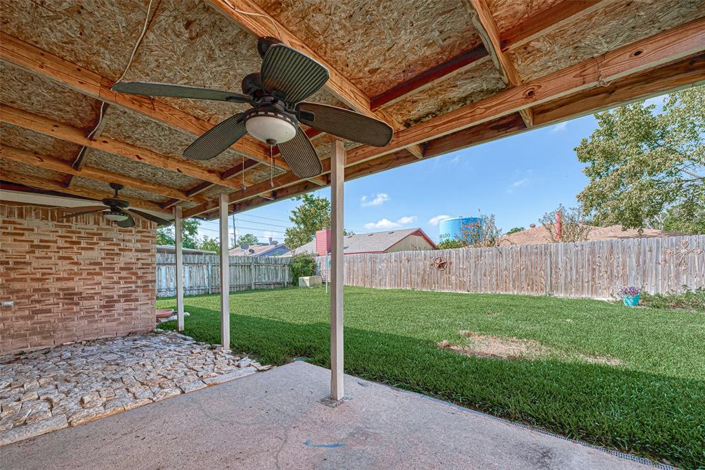 15811 Killdeer Ct, Humble, TX 77396