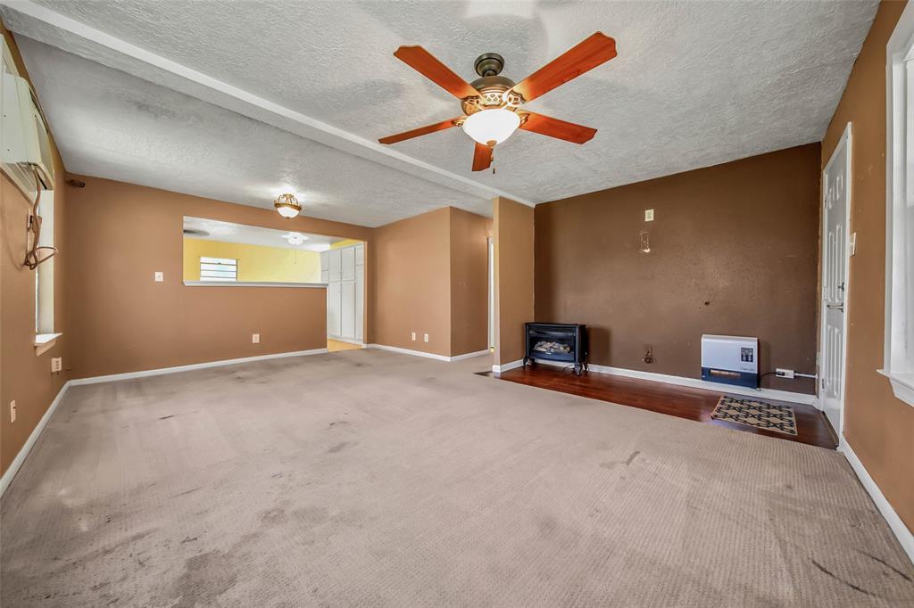 110 Indiana St, South Houston, TX 77587