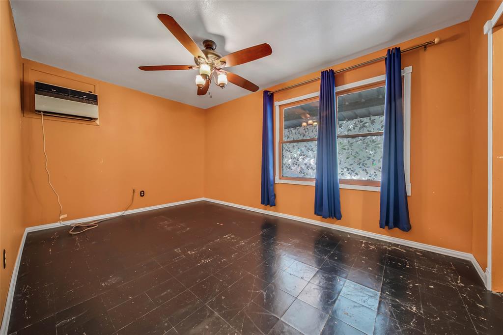 110 Indiana St, South Houston, TX 77587