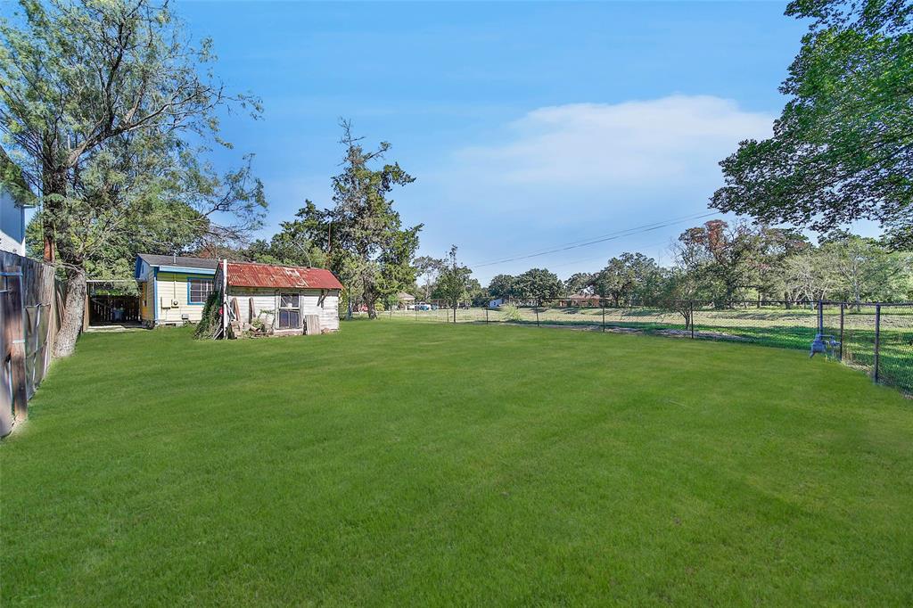 110 Indiana St, South Houston, TX 77587