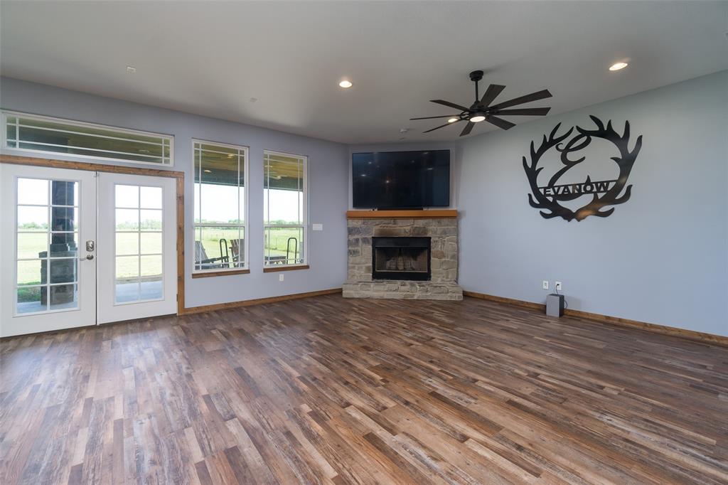 3921 Lord Rd, Crosby, TX 77532