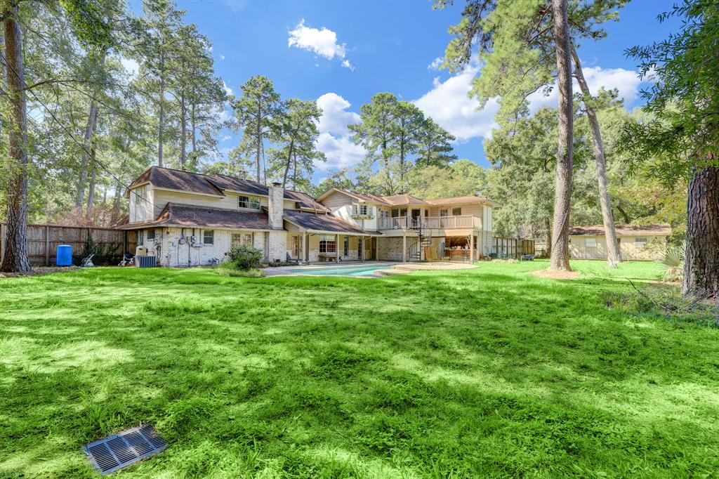 1303 Golden Bear Ln, Kingwood, TX 77339