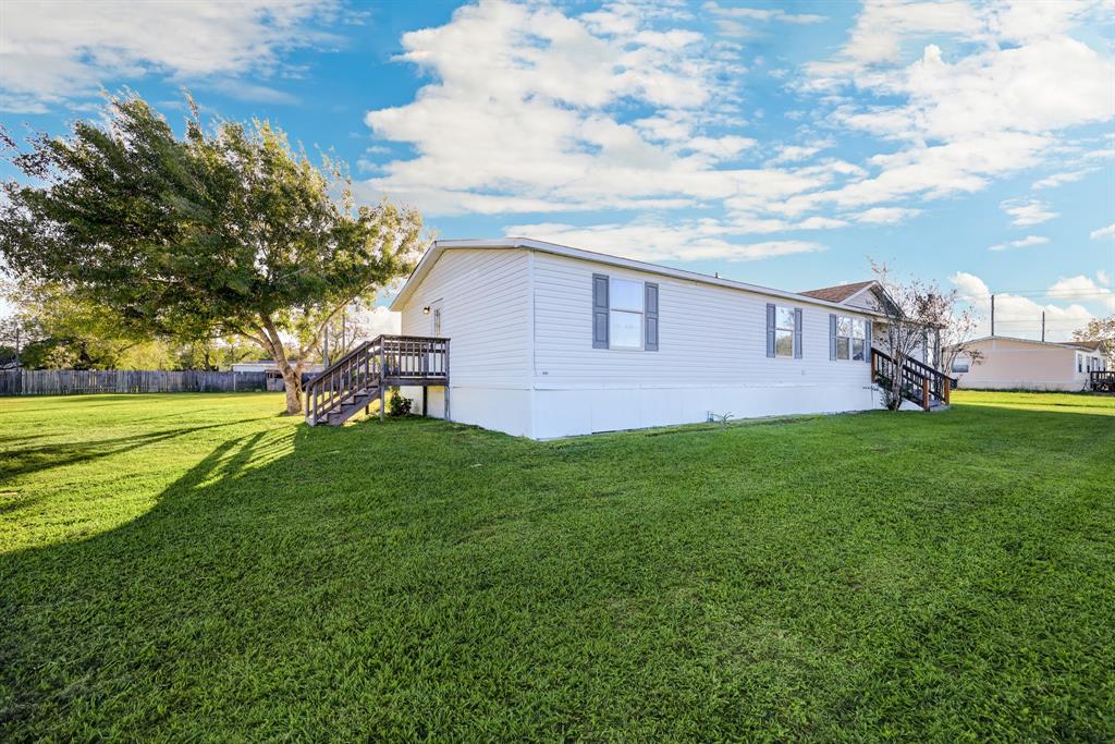 10006 Trey Rd, Needville, TX 77461