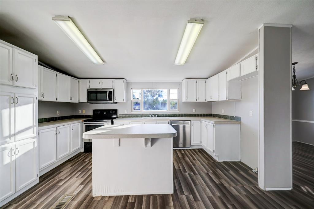 10006 Trey Rd, Needville, TX 77461