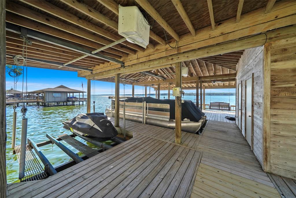 16009 Malibu, Willis, TX 77318, Cape Malibu Lake Conroe Realty