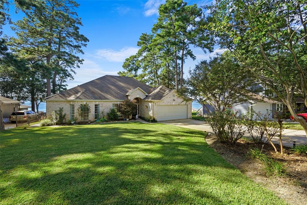 16009 Malibu, Willis, TX 77318, Cape Malibu Lake Conroe Realty