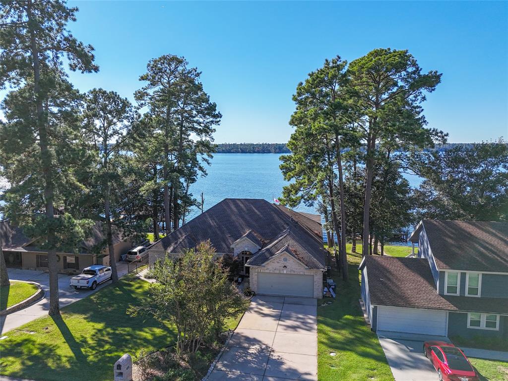16009 Malibu, Willis, TX 77318, Cape Malibu Lake Conroe Realty