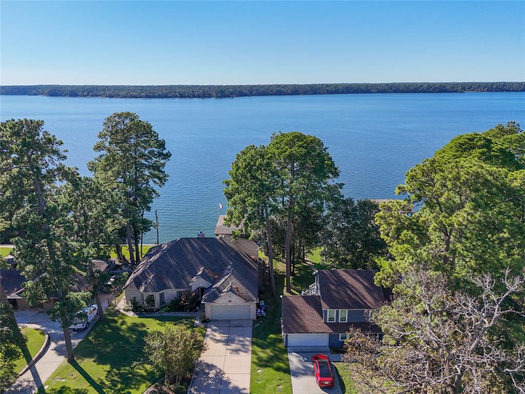16009 Malibu, Willis, TX 77318, Cape Malibu Lake Conroe Realty