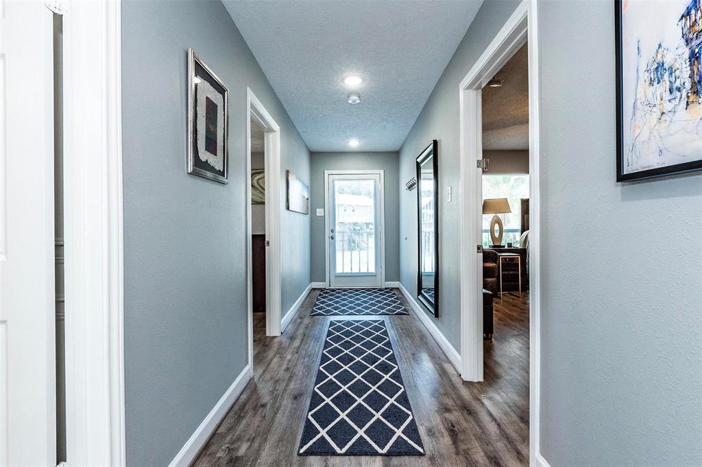 2114 Cove Park Dr, Kemah, TX 77565