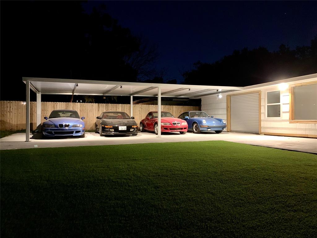 808 Atwell St, Bellaire, TX 77401