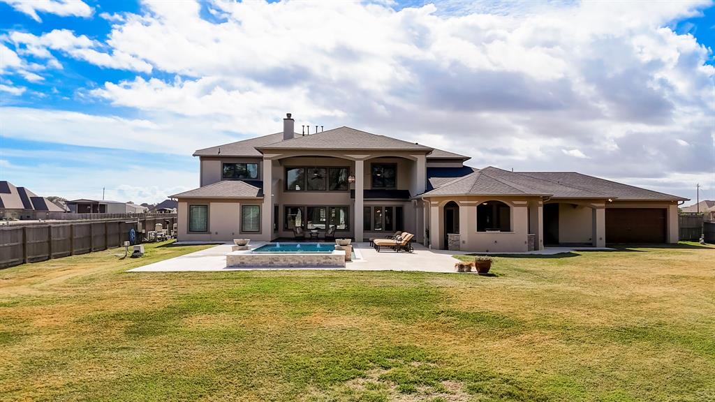 4809 Dutton Lake Dr, Baytown, TX 77523