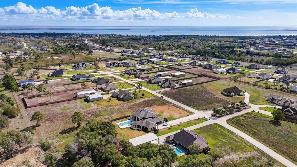 4809 Dutton Lake Dr, Baytown, TX 77523