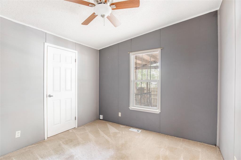 23998 Creekwood Dr, Splendora, TX 77372